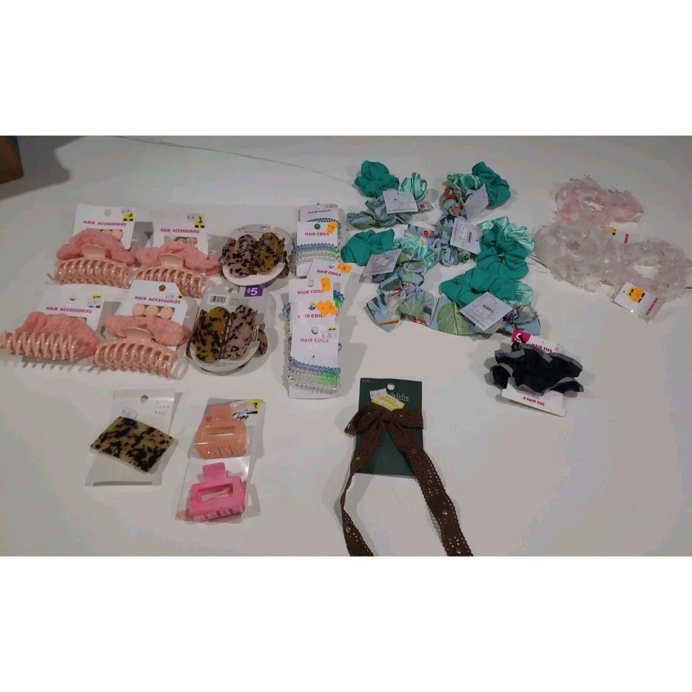 Lot of 25 Branded Hair Clips & Scrunchies Assorted Hair Accessories Boxed